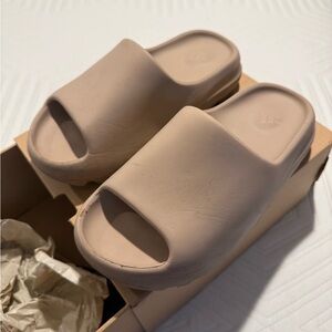 Yeezy Slides